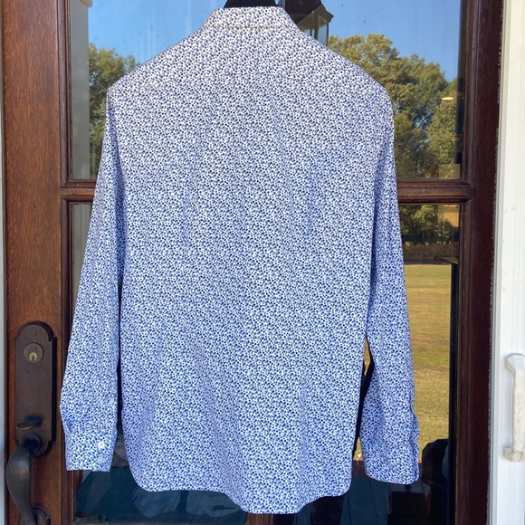 John Varvatos ⭐️‎ USA slim fit floral bttondown. 97% cotton. Size M - Picture 6 of 6